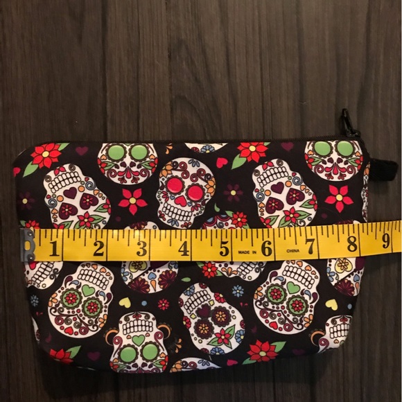 Handbags - Sugar skull nwot make up bag